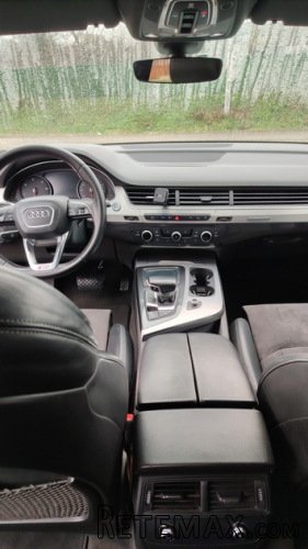 Audi Q7 S-Line - 10
