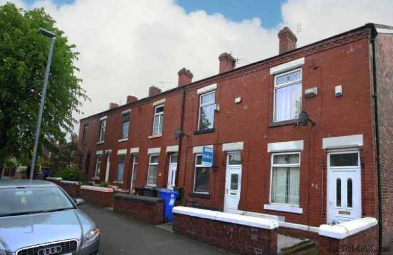 2 bedroom, End Of Terrace House house..