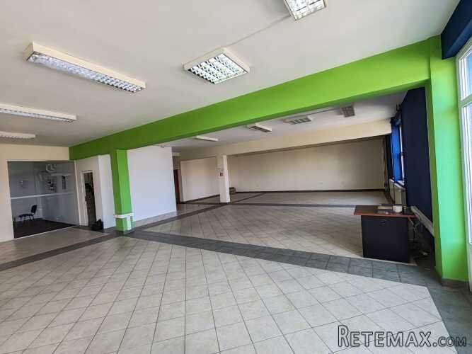 Poslovni prostor 269 m² s 10 parkirnih mjesta – idealno za t - 3