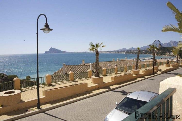 piso en altea en urbanizacion mascarat...tiene unas vistas..