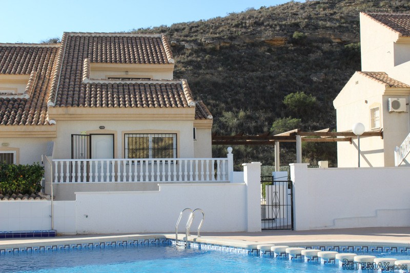 3 Bedrooms - Semi Detached - Alicante -..