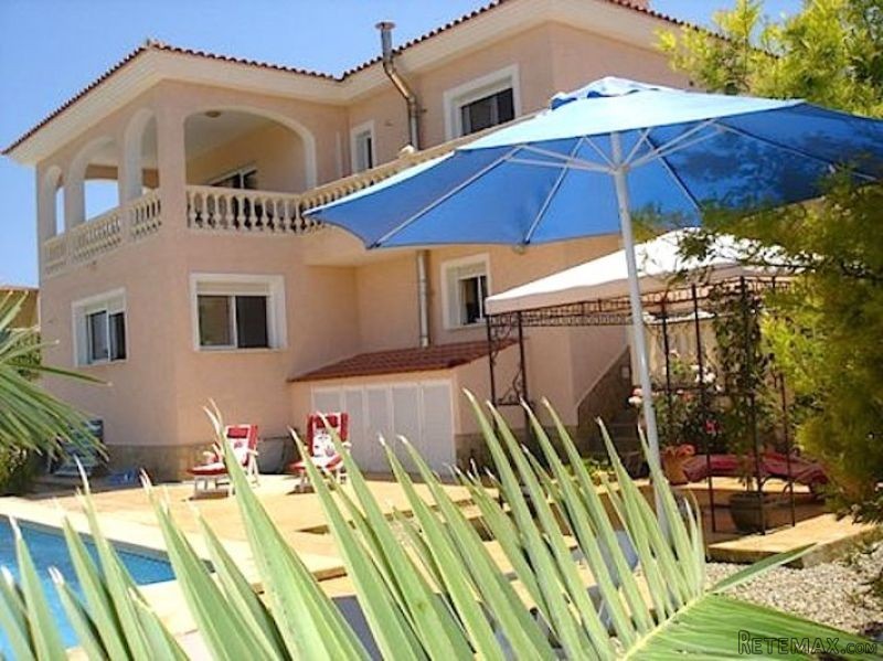 UM2304 - Busot - Villa €380,000