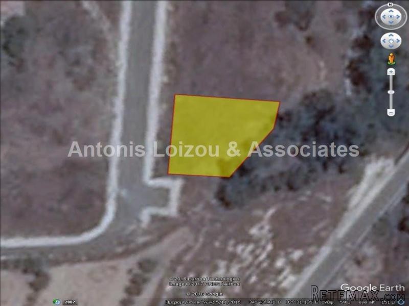 613 m2 plot in Timi with sea view