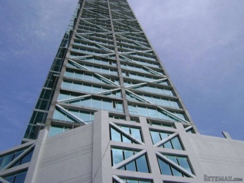 LOFT FOR SALE IN PUNTA PACIFICALOFT A..