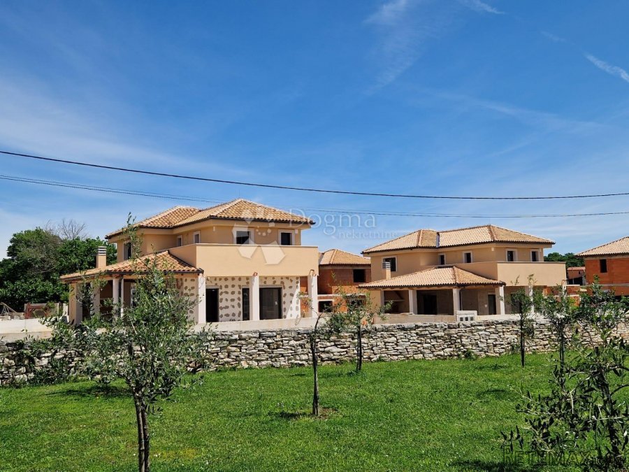 Svetvinčenat - Villa s bazenom - 3