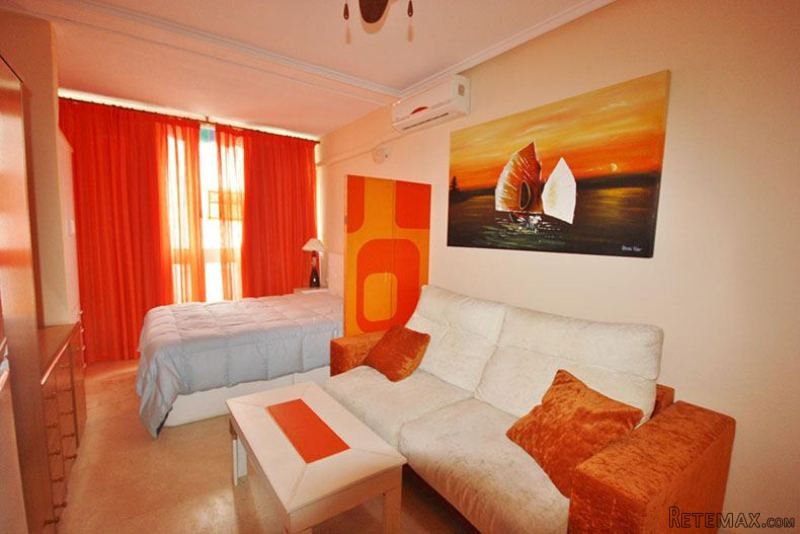 Studio In Playa Los Locos,Torrevieja.. - 2