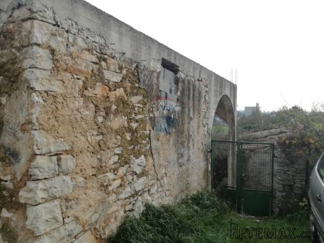 ISTRA,PULA,ISTARSKA KAMENA KUĆA ZA ADAPTACIJU - 4