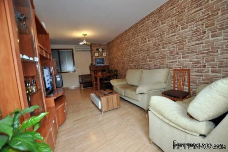 ROSES: Beautiful apartment near to the..