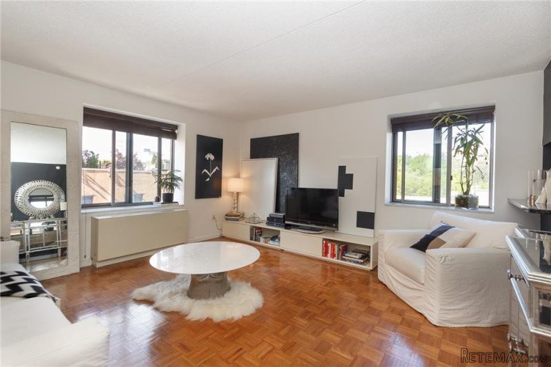 1 Bedroom - Condo - New York State -..