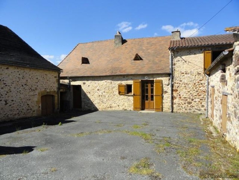 Old Farm Style Property With Land