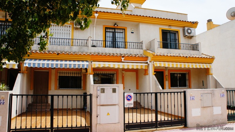 Ref 10589 Charming West Facing Terraced..