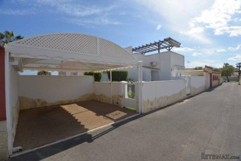 4 Bedroom 2 Bathroom Villa In Orihuela.. - 2
