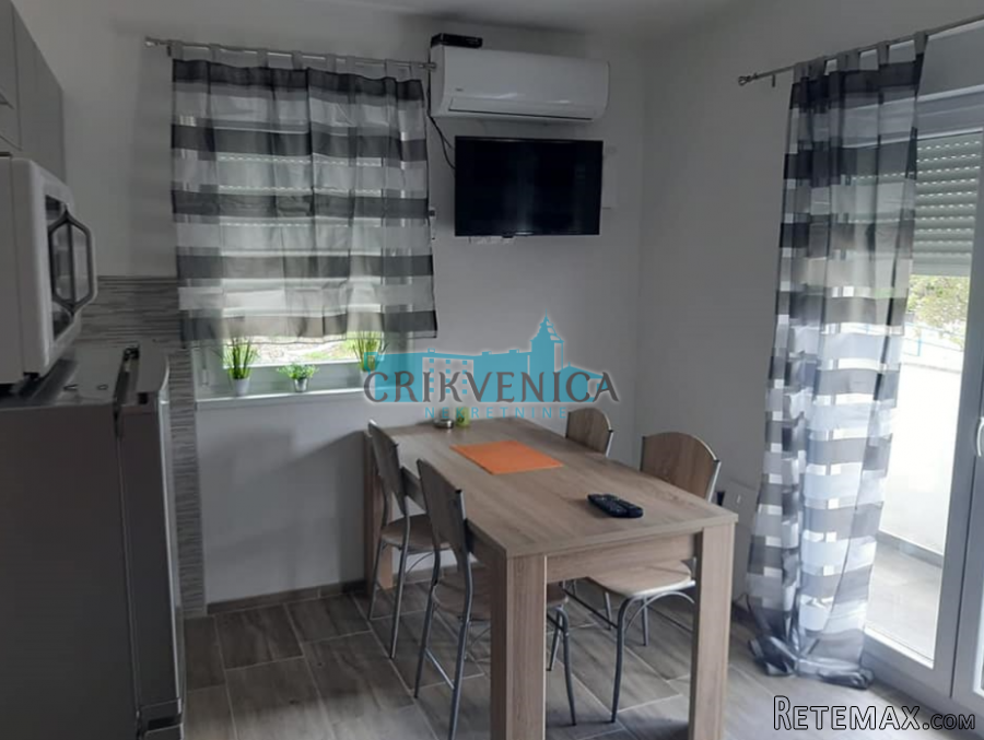 Lukovo - kuća sa 4 apartmana i bazenom - 4