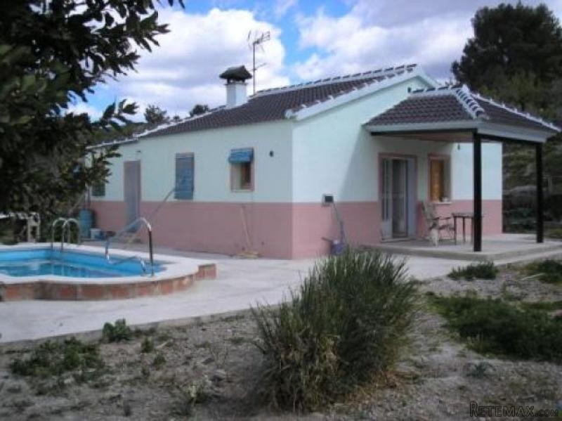 Beautiful 3 Bedroom Country House For..