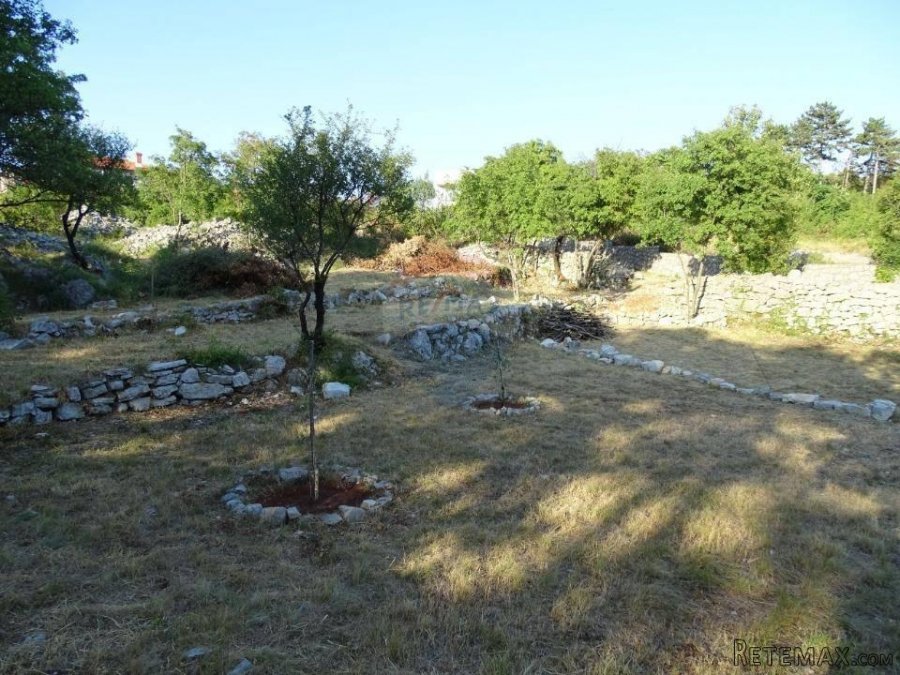 RIJEKA,MARTINKOVAC- građevinsko zemljište za 8 stanova, sa p