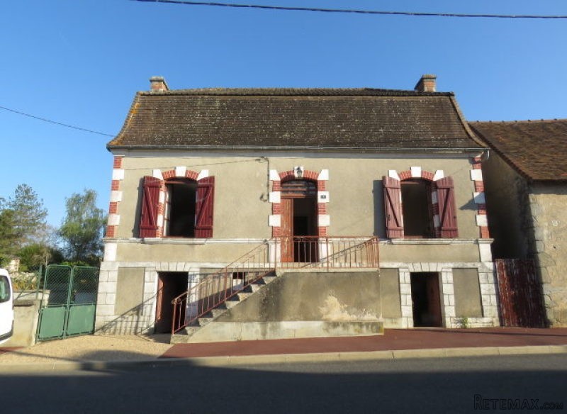 Village house with lots to do - great..