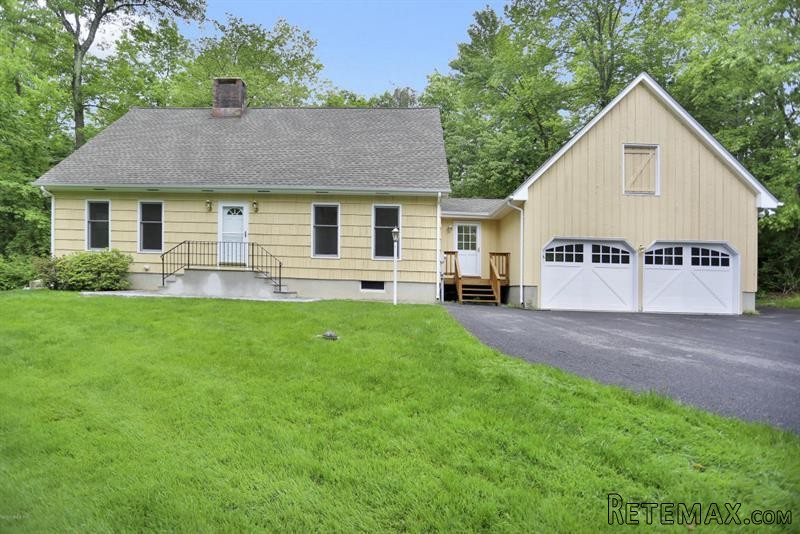 4 bedroom House For Sale: 5 Corrigan..