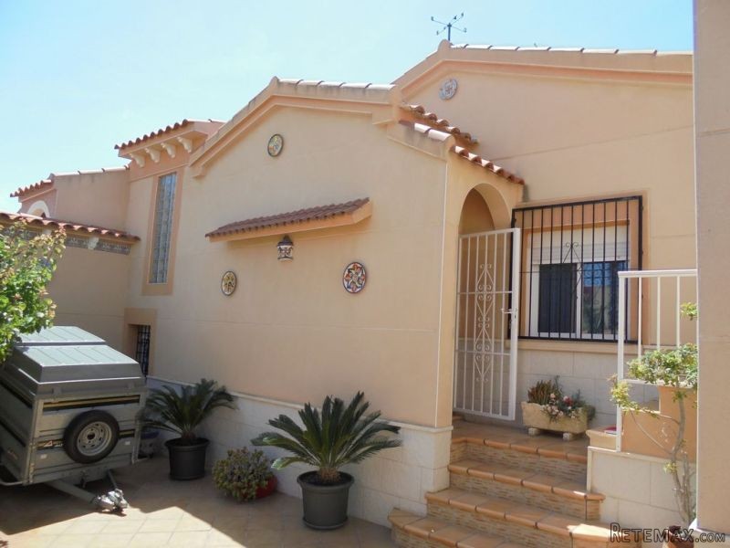 5 Bedrooms - Villa - Alicante - For Sale - 2
