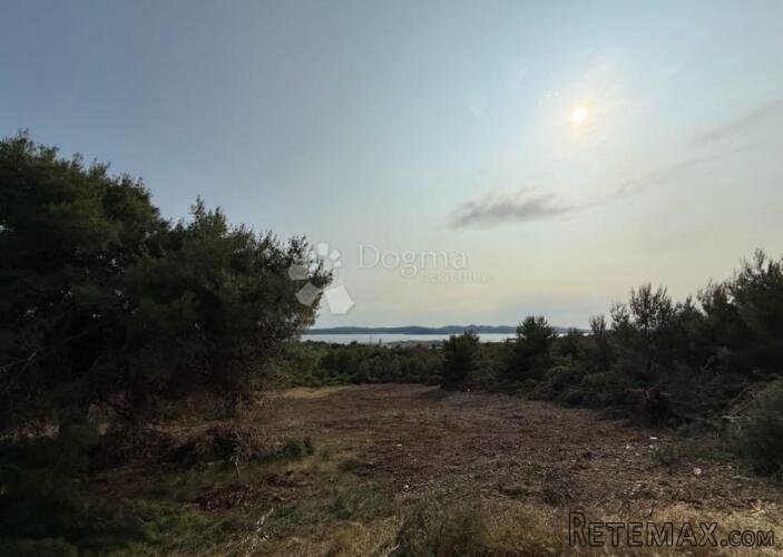 GRAĐRVINSKO ZEMLJIŠTE S PANORAMSKIM POGLEDOM CRNO - 3