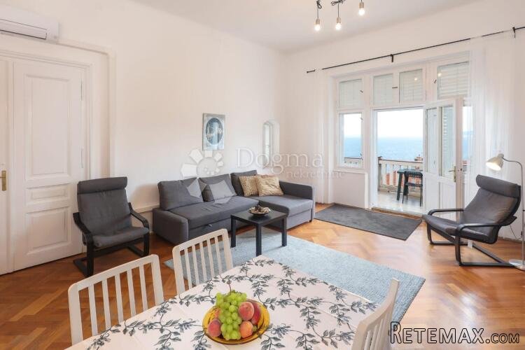 OPATIJA KOMFORAN STAN 69m2