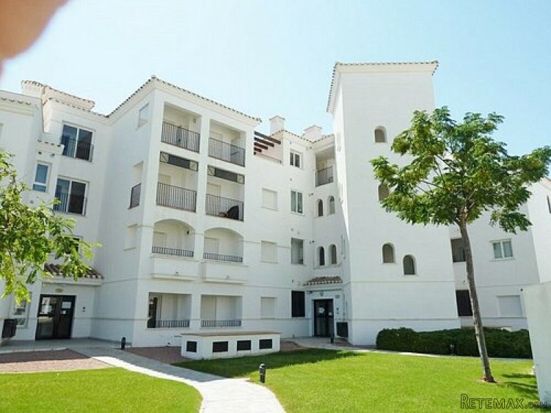 2 BED APARTMENT IN GOLF COURSE