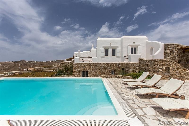 15 bedroom Hotel For Sale: Mykonos..