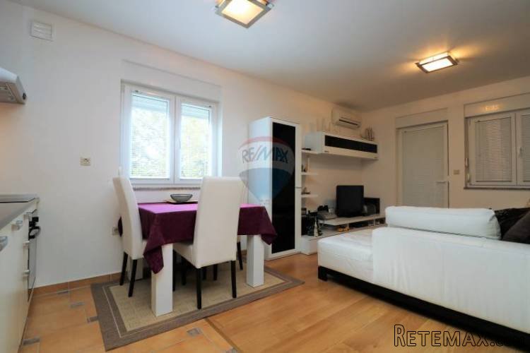 Istra,Pula,Veli Vrh,noviji stan 60,09m2,1kat - 5