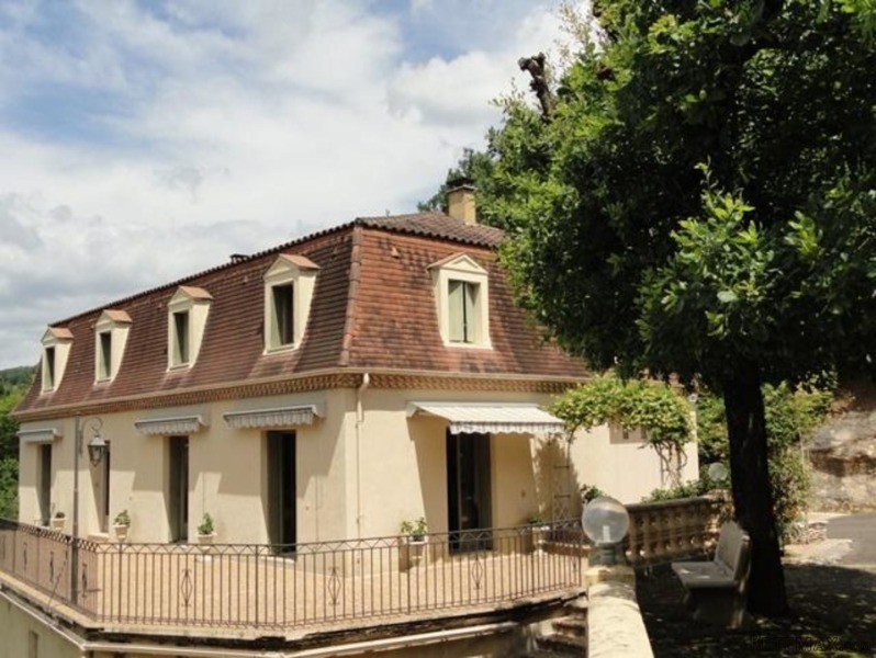 Quality Property Close To Saint Cyprien