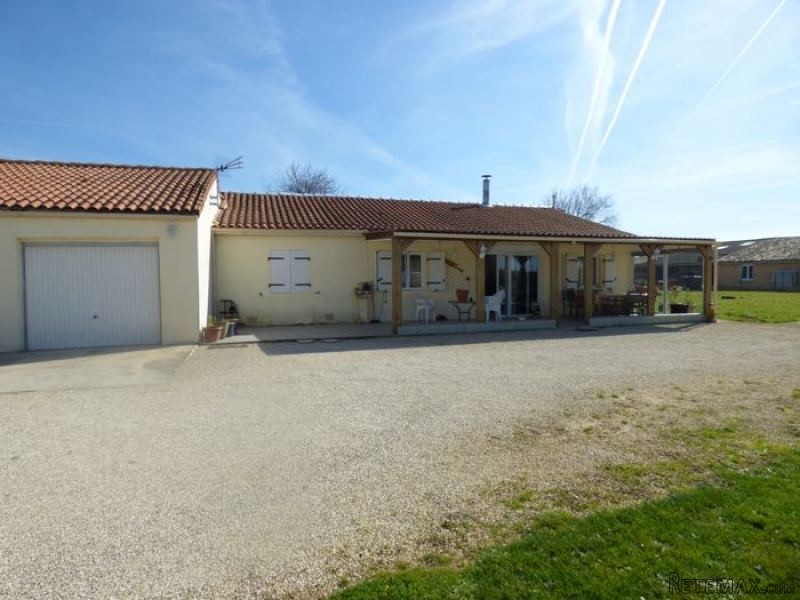 Detached Bungalow With Garden, Terrace..