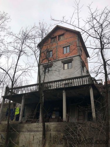 Prodajem useljivu kucu u Bajinoj Basti - 7