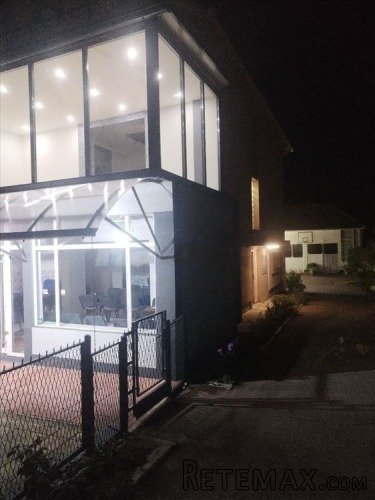Sremcica,centar ul.Beogradska lokal 55m2(+11m2) - 17
