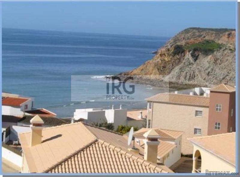 €170,000 - Burgau, Western..
