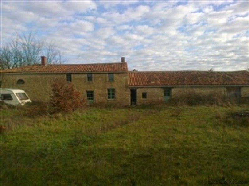 Large Country House to Renovate - 2