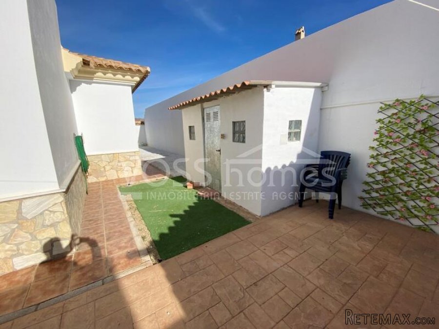 NEW LISTING TO VOSS HOMES - A light & airy, recently.. - 18
