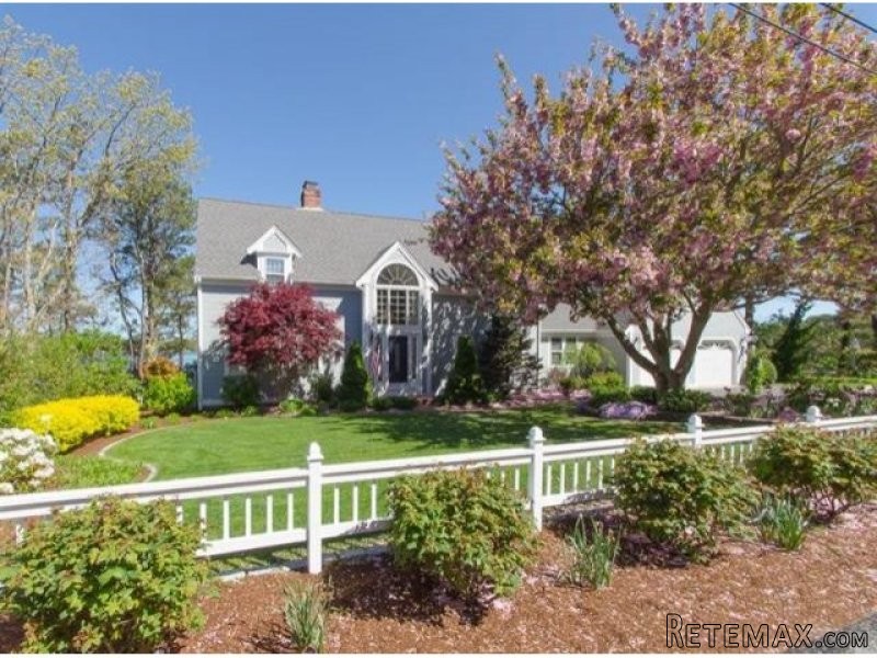3 bedroom Property For Sale: Cove Road.. - 2