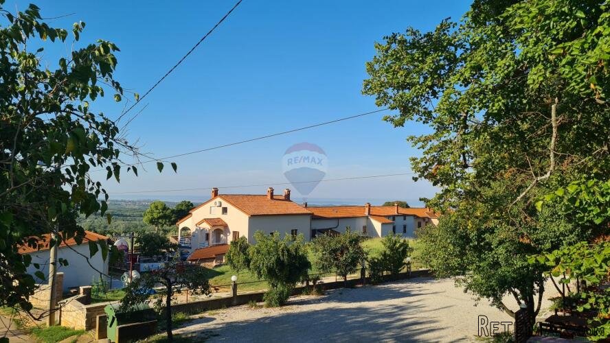 Istra, Kaštelir - autohtone kuće predivnog panoramskog pogle - 9