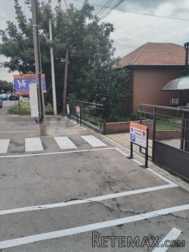 Sremcica,centar ul.Beogradska lokal 55m2(+11m2) - 20