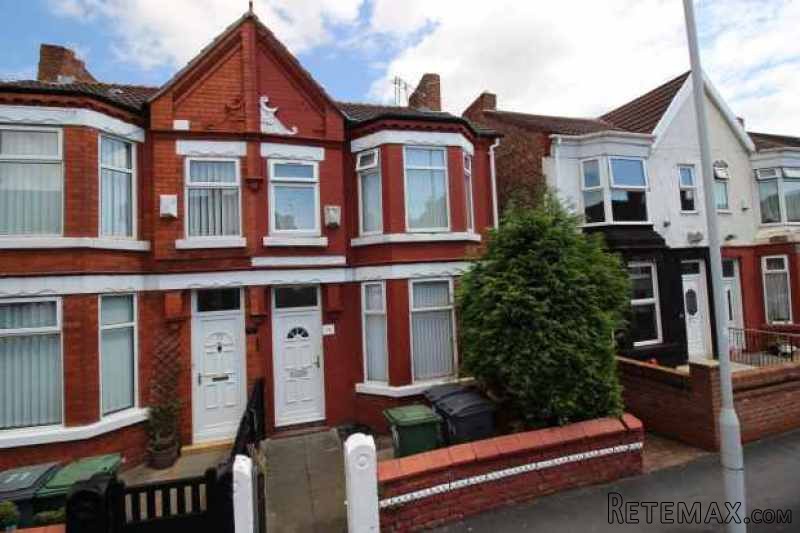 3 bedroom, Semi-detached House house..