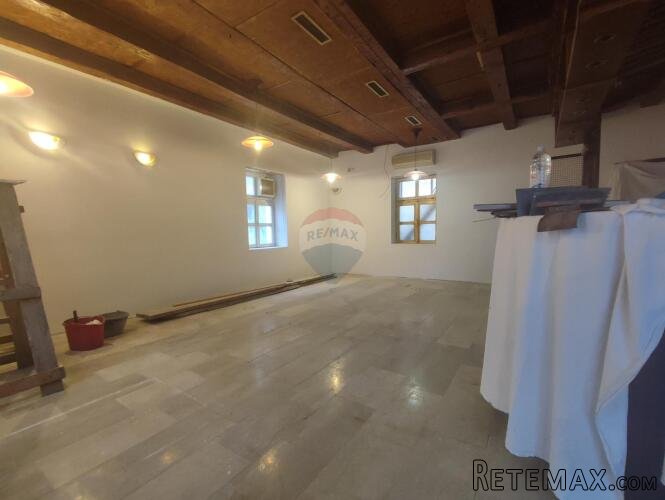 Ogulin centar-kuća sa dva poslovna prostora - 2