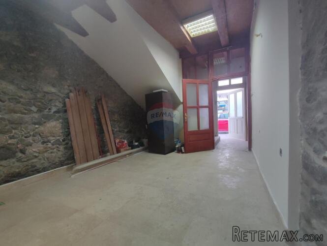 Ogulin centar-kuća sa dva poslovna prostora - 7