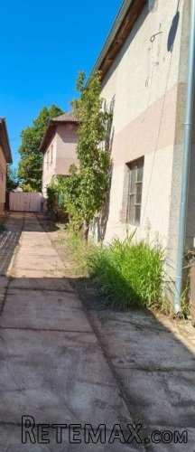 Porodična kuca sa velikim placem u Novosadskoj ulici-Temerin - 2