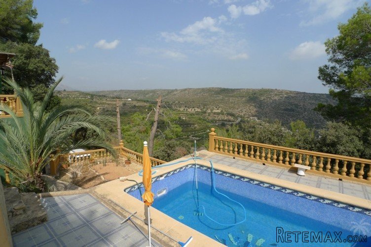 This wonderful Finca is situated in the mountains.. - 2