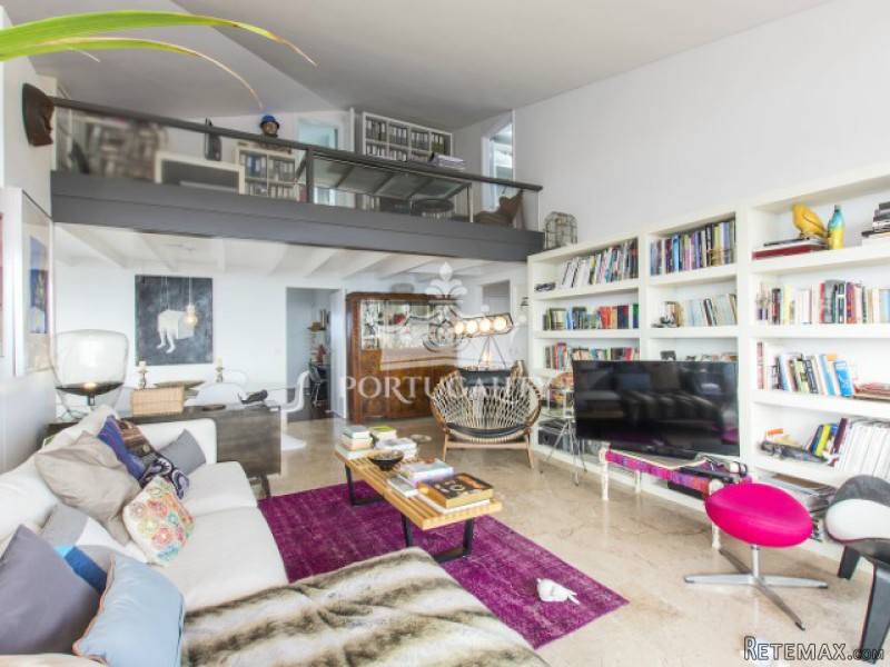 3 Bedrooms Apartment In Cascais