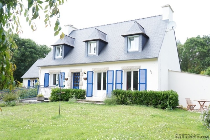 Detached Neo-Breton Property