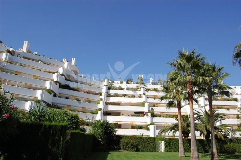 Apartment For Sale In Guadalmina Baja..