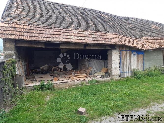 Gospodarska zgrada i dvorište za najam, Ogulin
