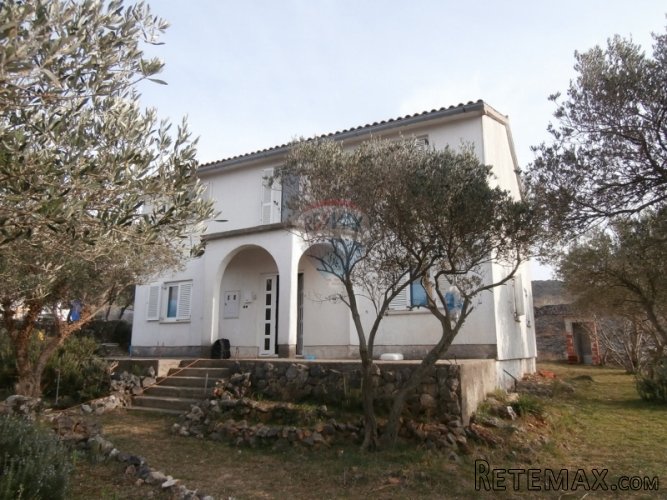 KRK,VRBNIK, KUĆA 180 M2 NA VELIKOJ PARCELI! - 2