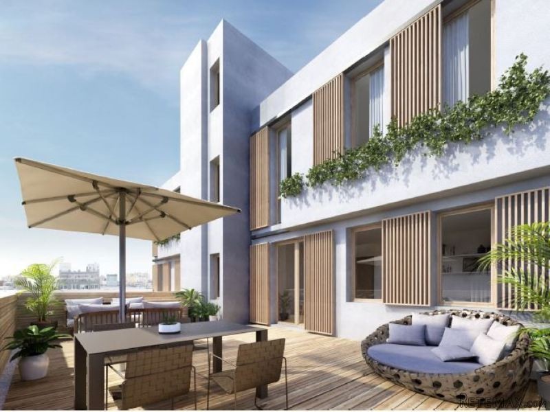 Gorgeous Eixample Penthouse With a..