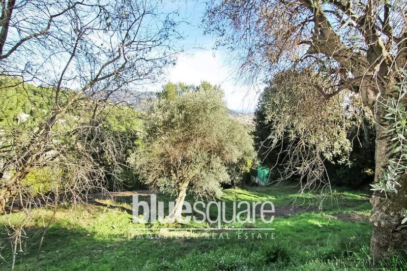 Land with sea view in Nice - Gairaut