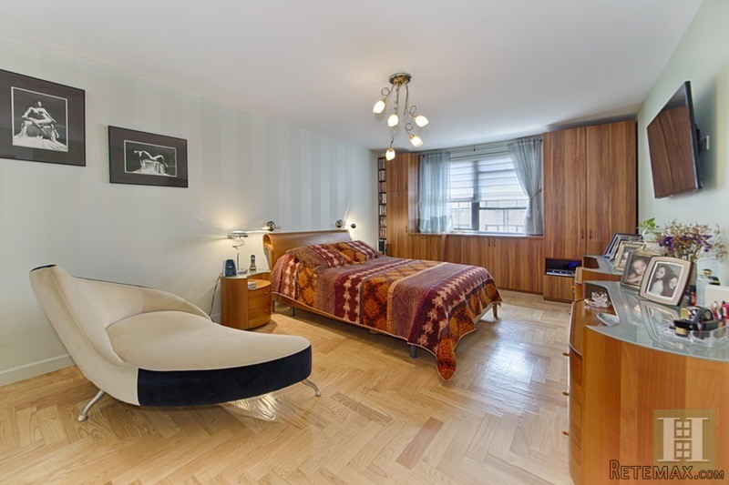 2 bedroom Apartment For Sale: 402 EAST.. - 2